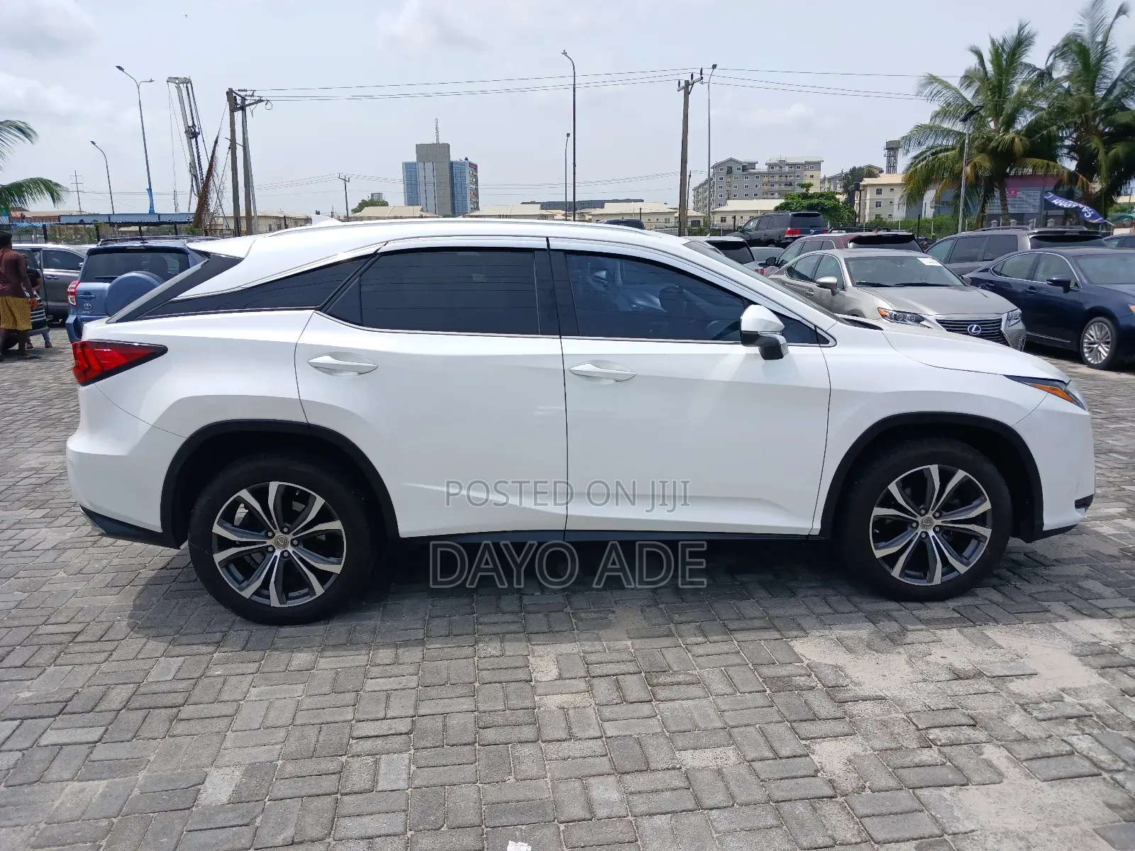 Lexus RX 350 FWD 2017 White