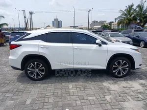 Lexus RX 350 FWD 2017 White