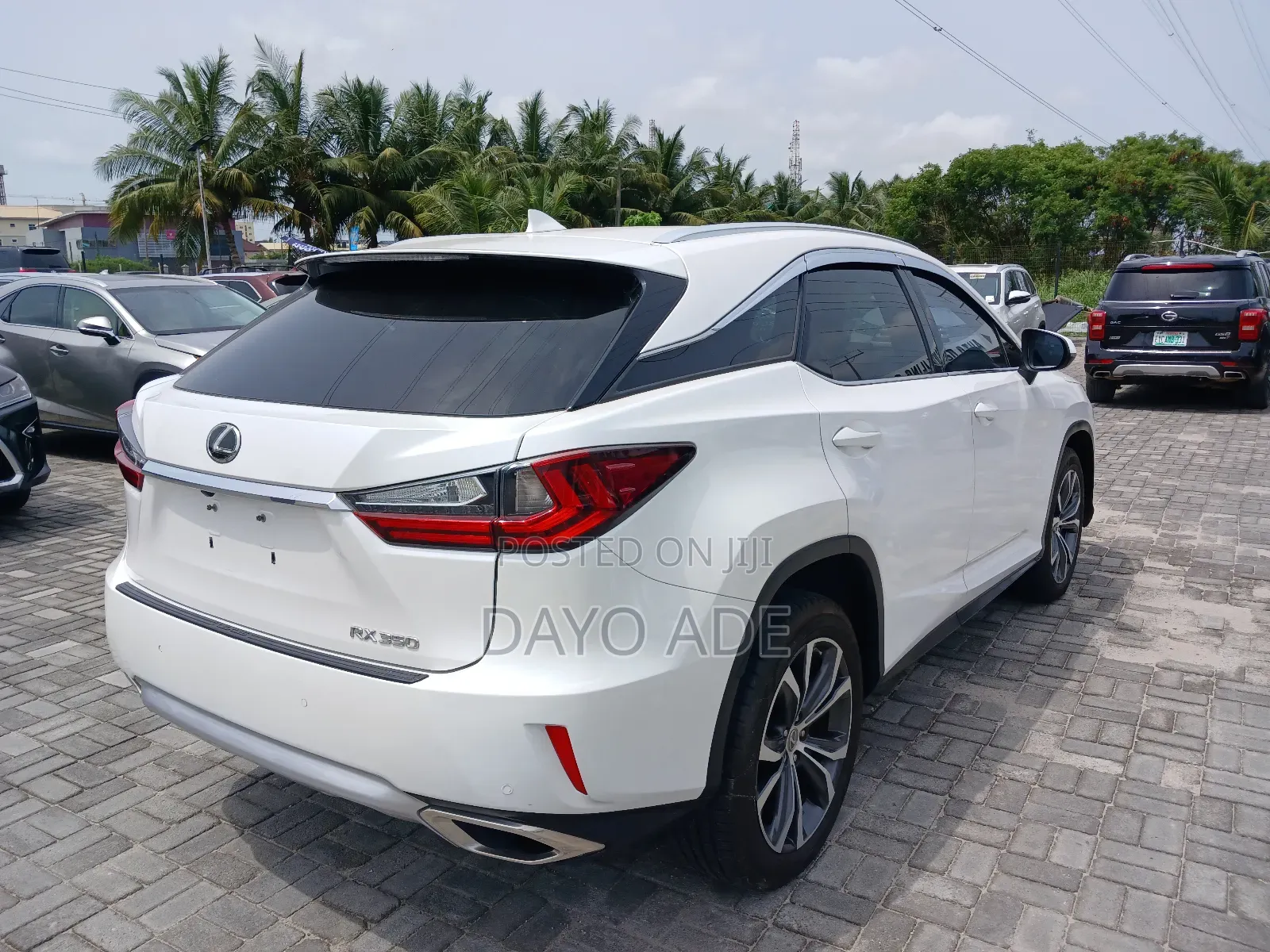 Lexus RX 350 FWD 2017 White