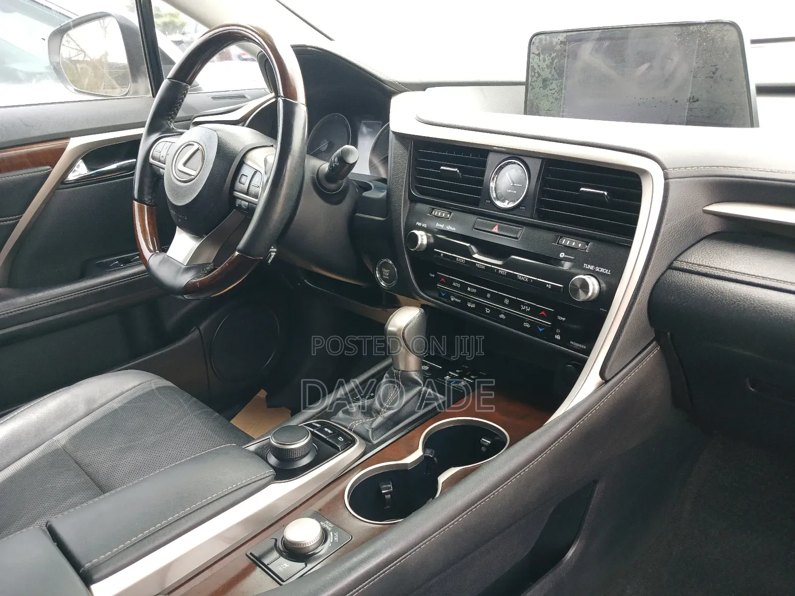 Lexus RX 350 FWD 2017 White