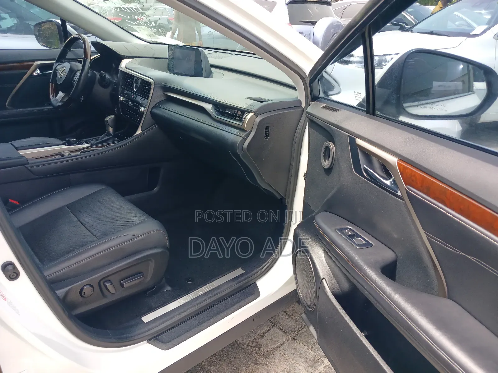 Lexus RX 350 FWD 2017 White