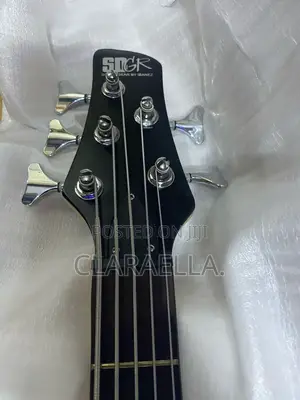 Five Strings Ibanez Active Bass Guitar