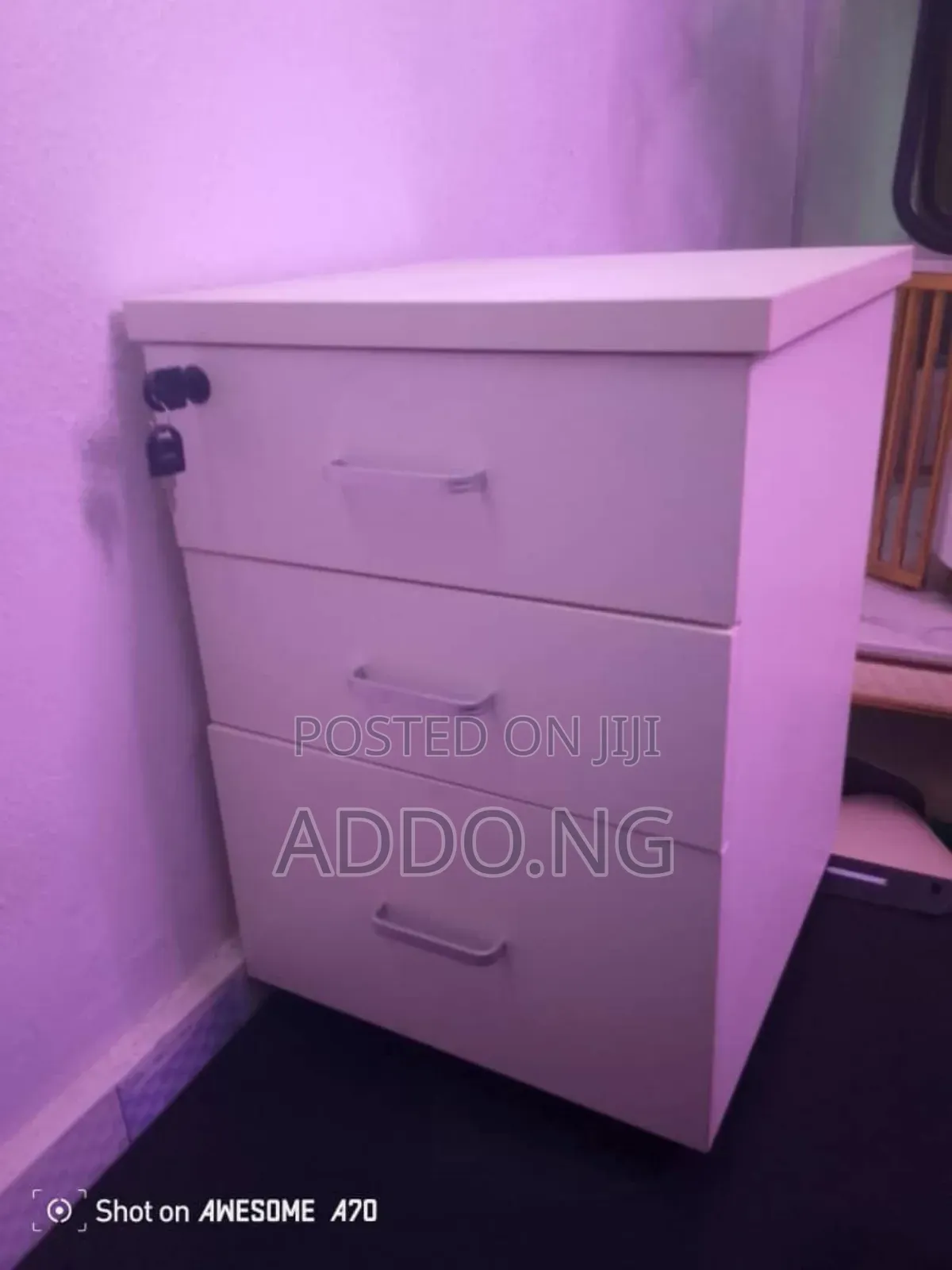 Drawer (White)