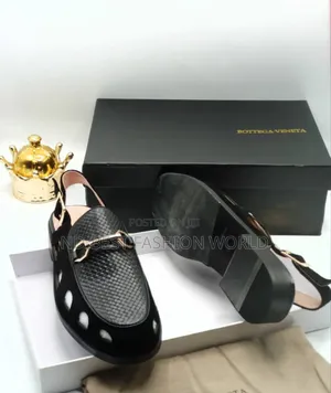 Gucci Leather Sandals