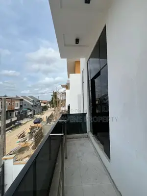 Beautifully Finished 4 Bedroom Duplex With Bq
