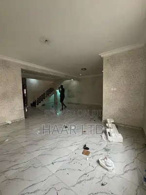 4bdrm Duplex in Osapa london for rent