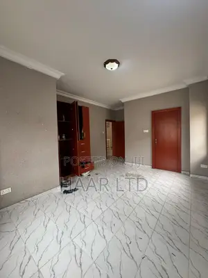 3bdrm Apartment in Lekki Phase 1 for rent