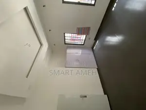 3bdrm Block of Flats in Palm Estate Dawaki for rent