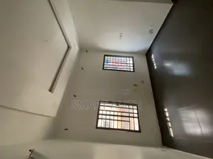 3bdrm Block of Flats in Palm Estate Dawaki for rent