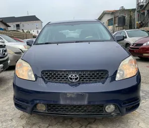 Photo - Toyota Matrix XR Hatchback AWD (1.8L 4cyl 4A) 2004 Blue