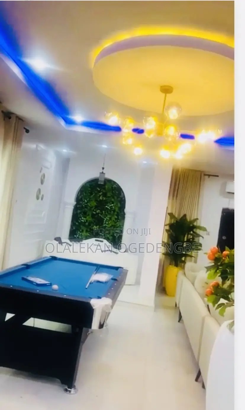 2 Bedroom Short Let Apt