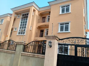 2bdrm Block of Flats in Shell Estate, Katampe (Main) for rent
