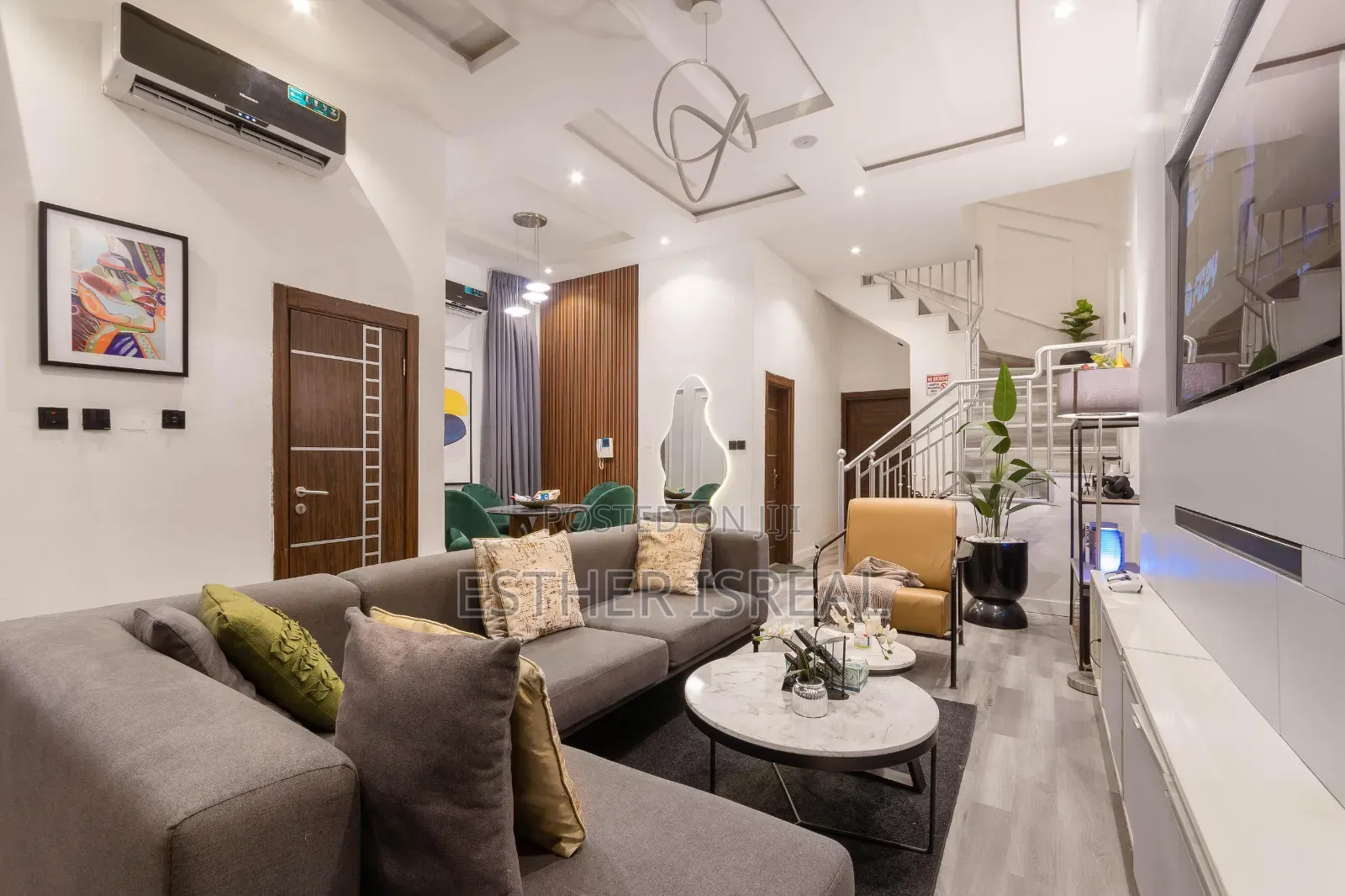 Luxury 3 Bedroom Chevron