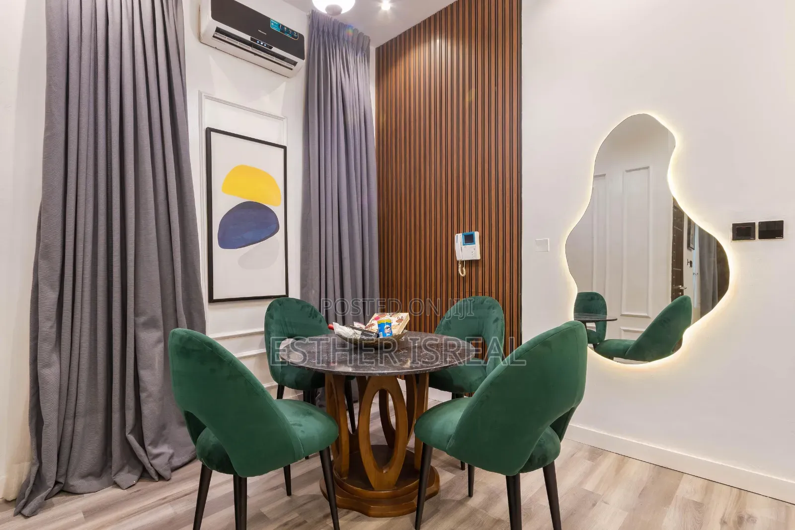 Luxury 3 Bedroom Chevron