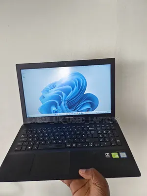 Laptop Medion Akoya P6685 8GB Intel Core I5 SSD 256GB