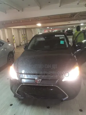 Toyota Yaris 2019 Gray