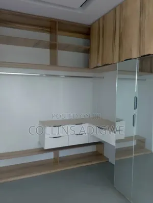Photo - 4bdrm Duplex in Service Estate for rent