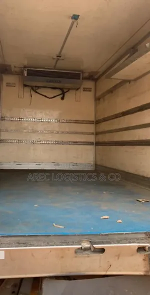 We Move Both House and Industrial Items