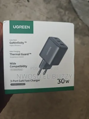Ugreen 30w 3 Port Gan Charger