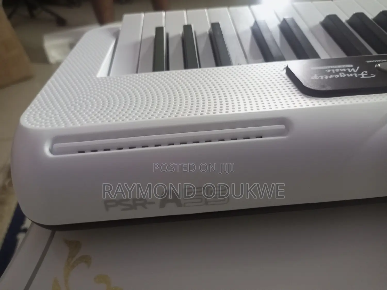 Yamaha Teaching Type Keyboard Piano for Beginners