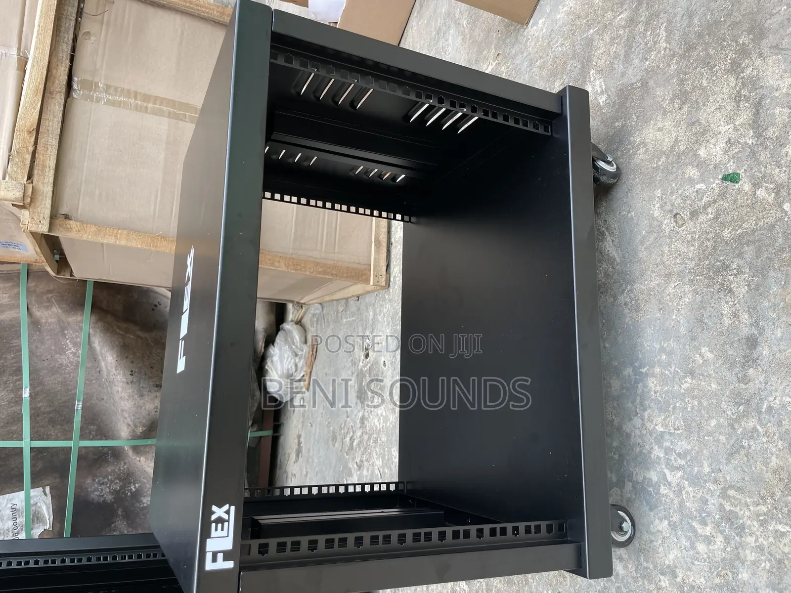 8unit Flex Power Amplifier Rack Unit