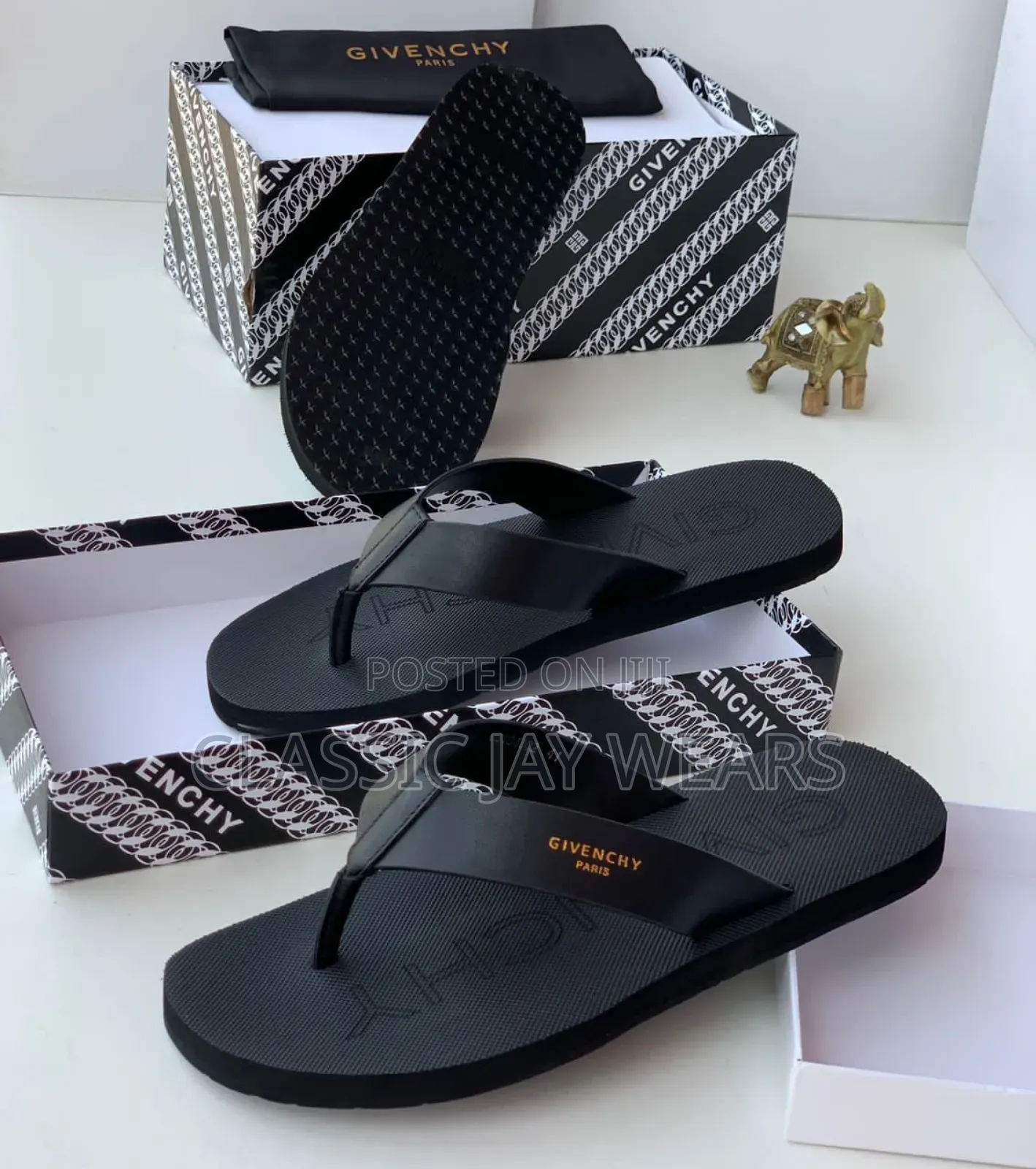 Simple Quality Givenchy Slippers