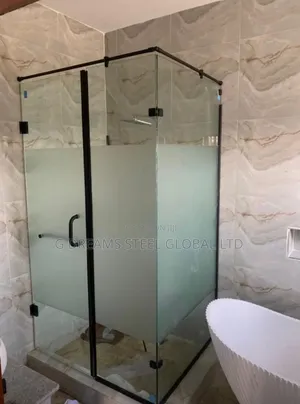 Square Cubicle Shower
