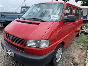 Volkswagen Transporter 2005 Red