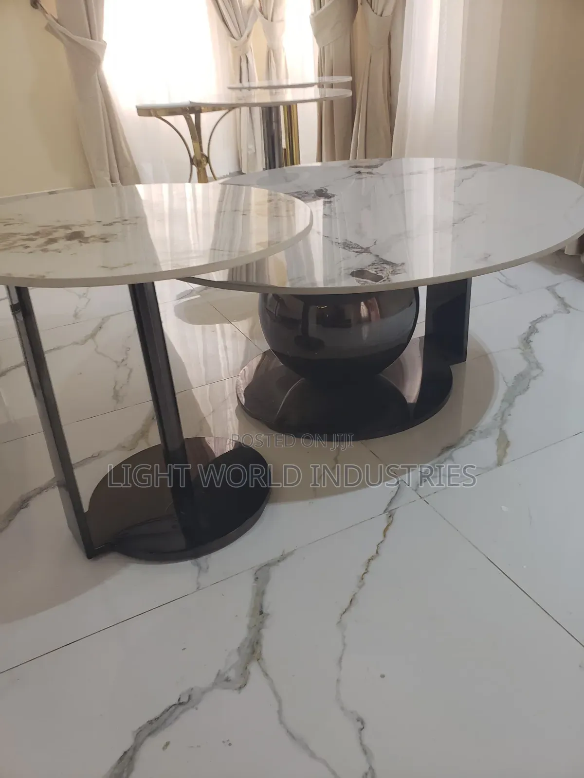 2 in 1 Sophisticated Table