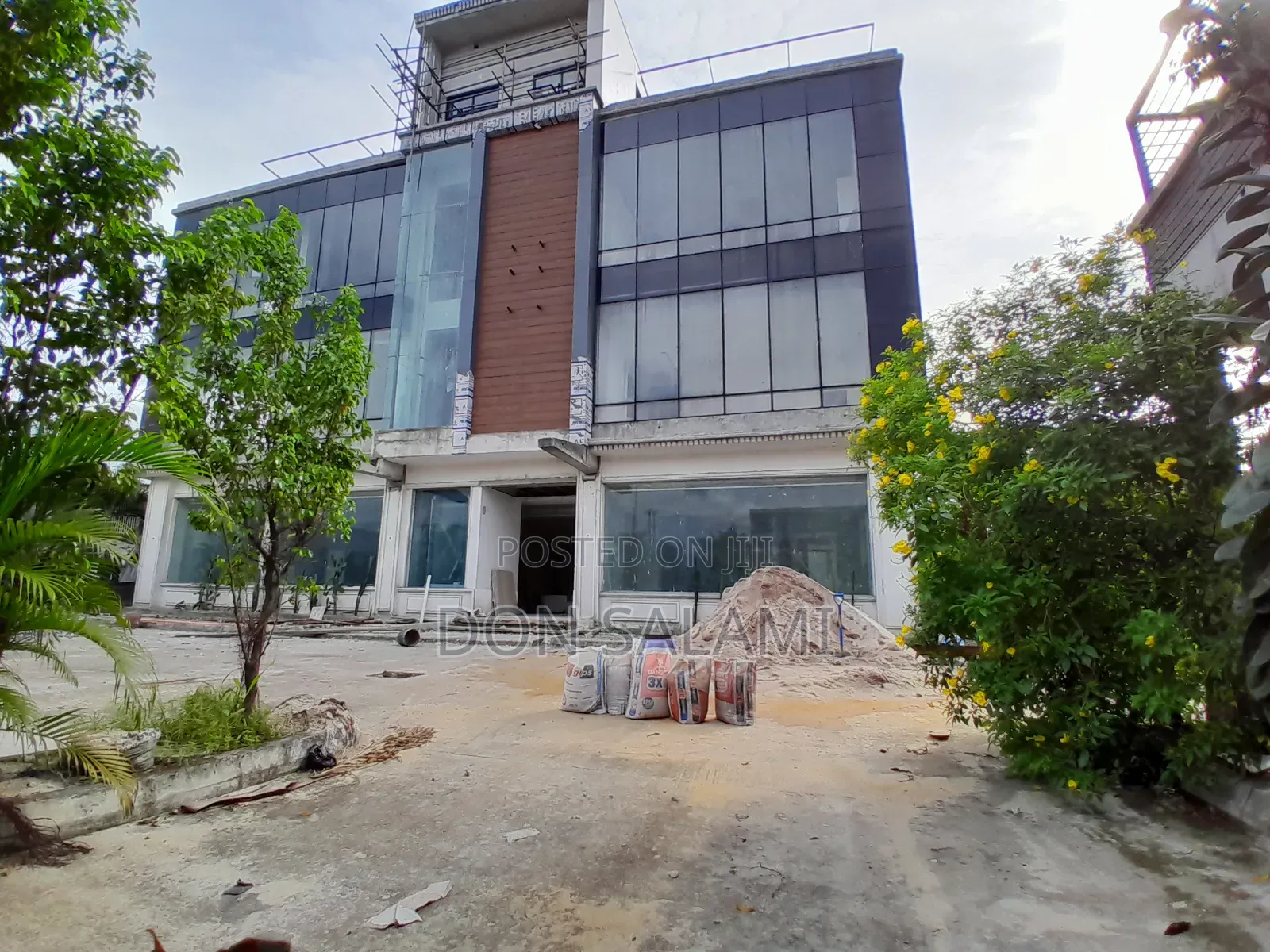 Open Plan Office Space at Gra