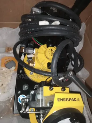 Enerpac Air Hydraulic Torque Pump Machine