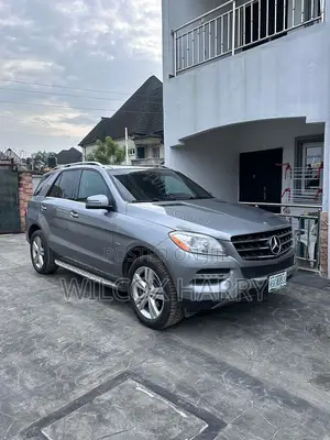 Mercedes-Benz GLE-Class AMG GLE 43 4MATIC 2017 Gray