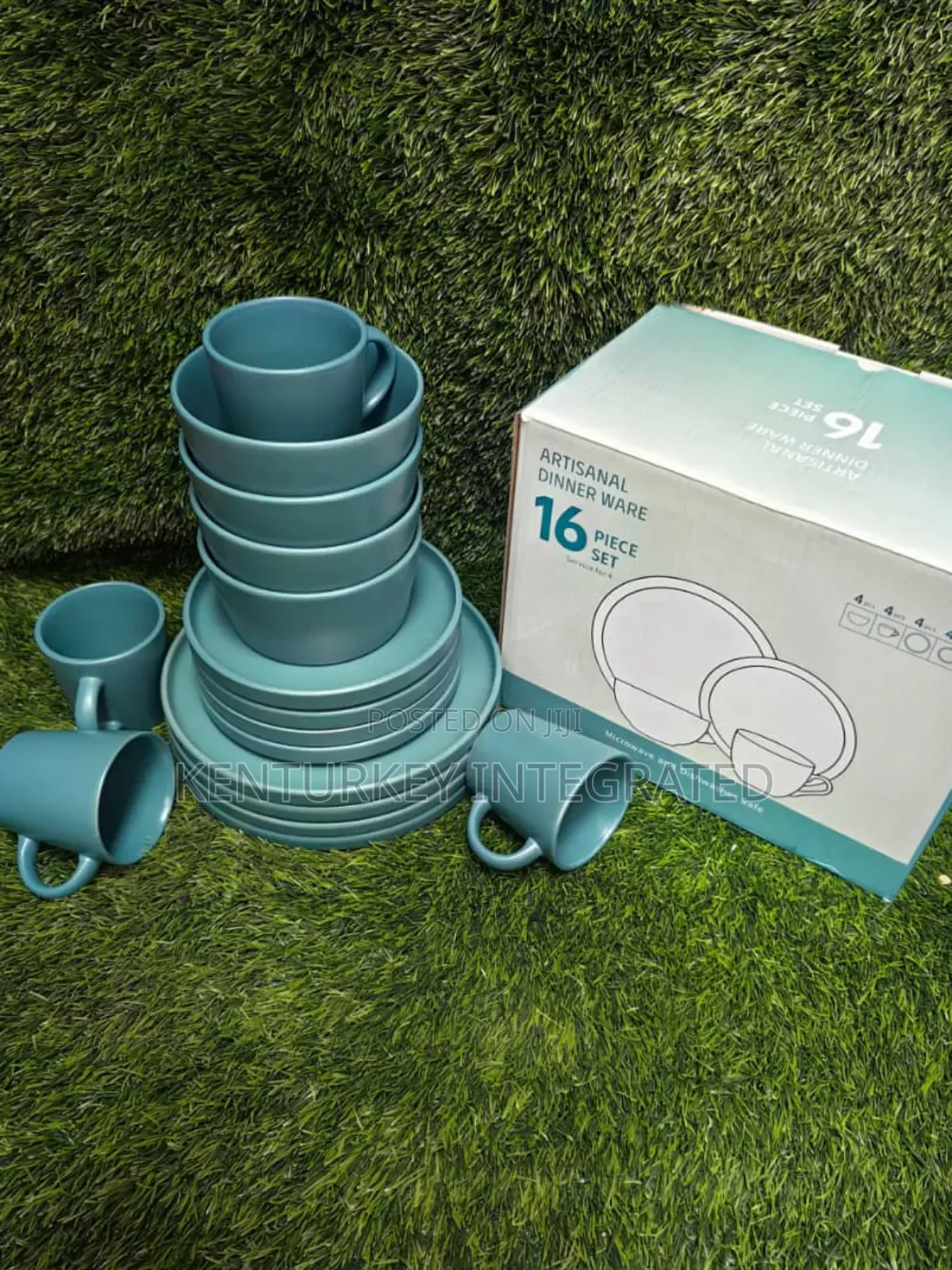 Artisanal Dinner Ware 16 Piece Set