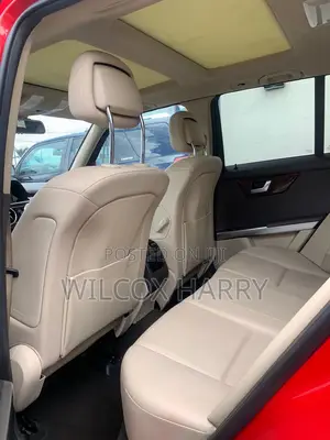 Mercedes-Benz GLK-Class Base GLK 250 BlueTEC 4dr AWD 4MATIC (2.1L 4cyl)