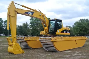 Photo - Cat Swamp Buggy 320dl