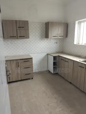 3bdrm Duplex in Fashola Estate, Ibeshe / Ikorodu for sale