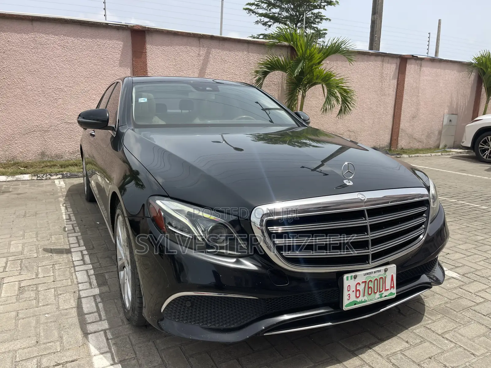 Mercedes-Benz E300 2017 Black