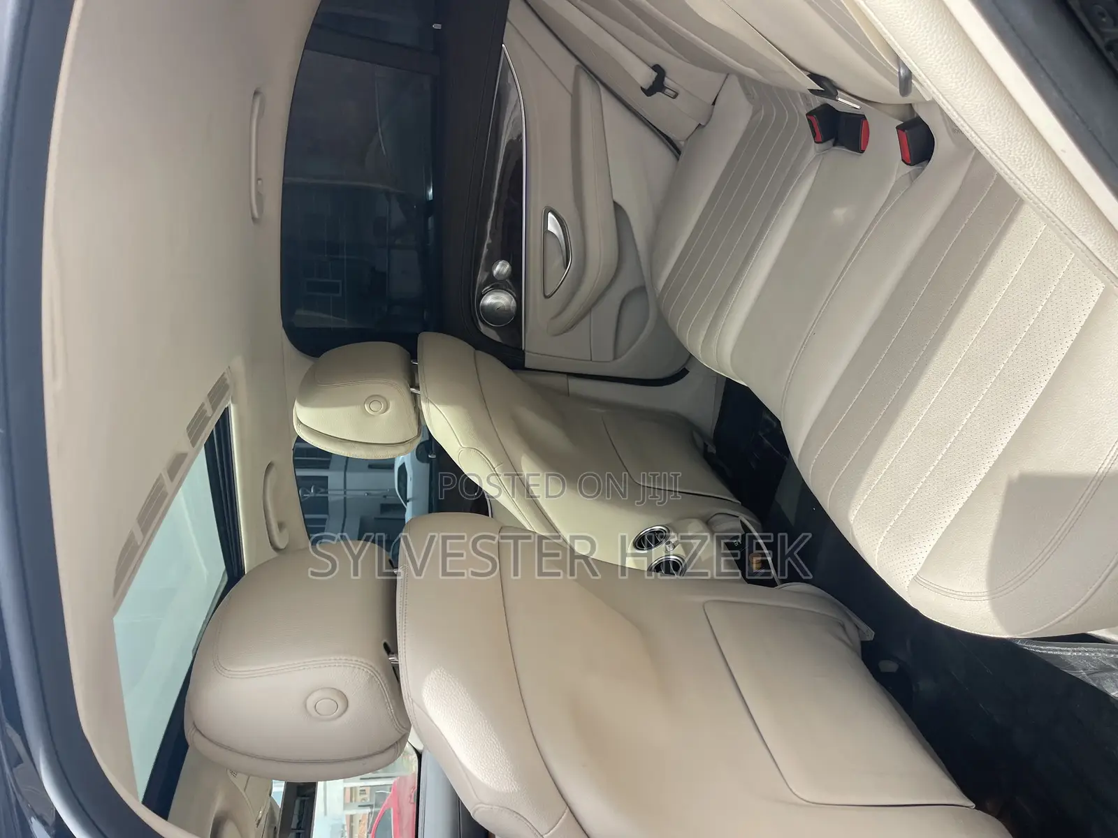 Mercedes-Benz E300 2017 Black