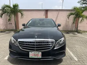 Mercedes-Benz E300 2017 Black
