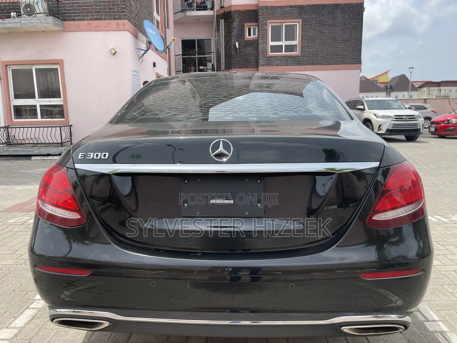 Mercedes-Benz E300 2017 Black