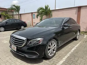 Mercedes-Benz E300 2017 Black