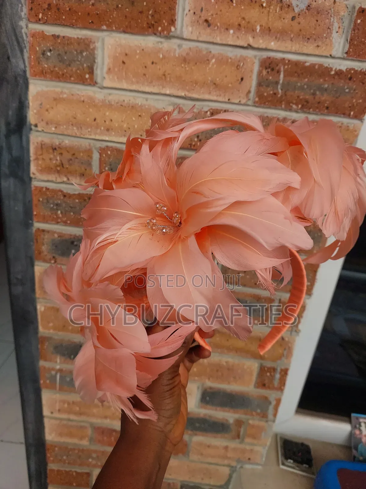 Peach Feathery Facinator