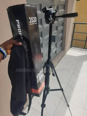 Professional Tripod Big (No Remote)