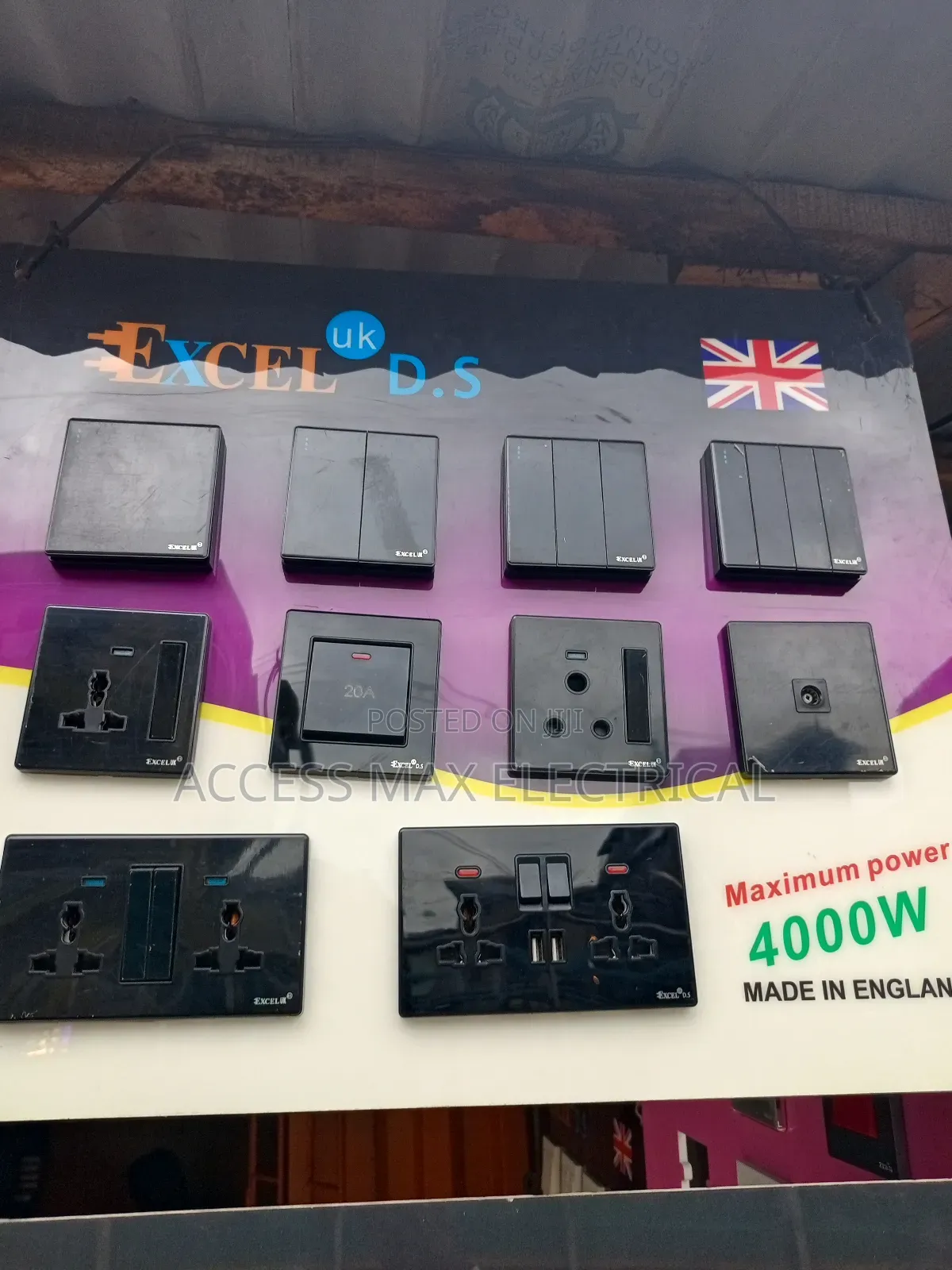 Switch and Socket Pure Black