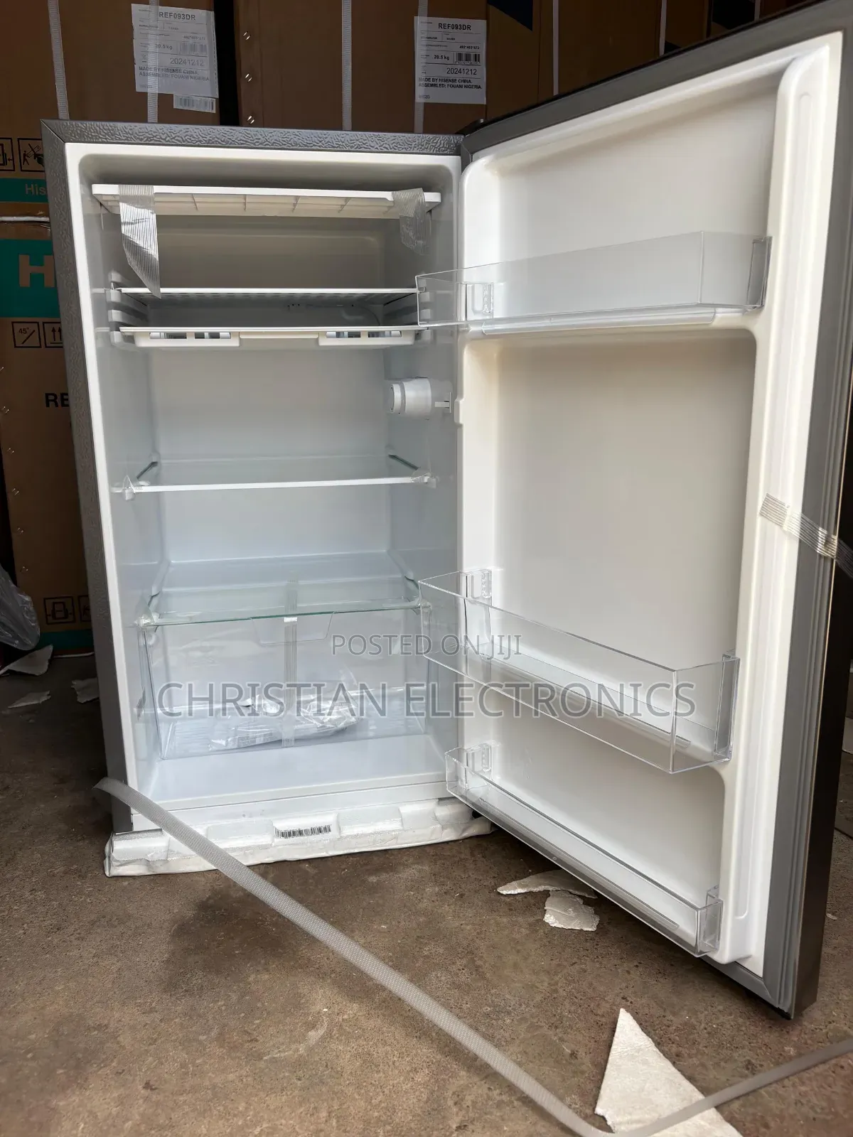 Hisense 121litters Refrigerator Brand New