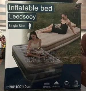 Inflatable Air Bed, 190*100*40cm Weight 6kg Built-in Pump
