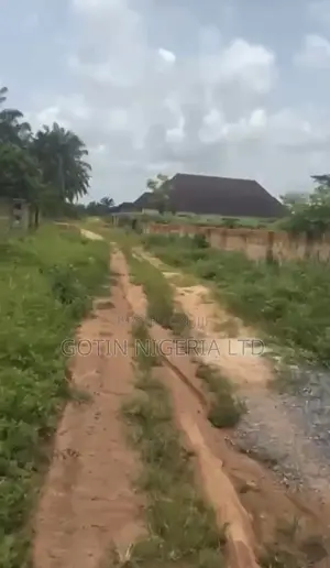 50/100ft With Cofo. Obagie, Off, Sapele Road/ Airport Road