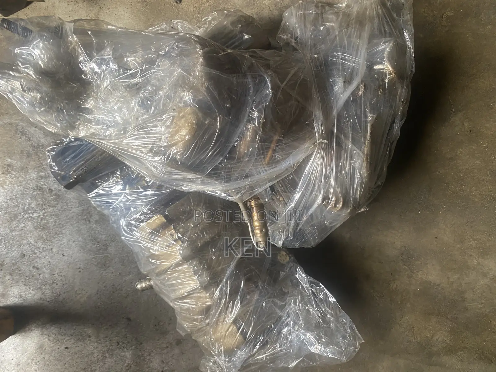 Catalyst for Ford Edge 013