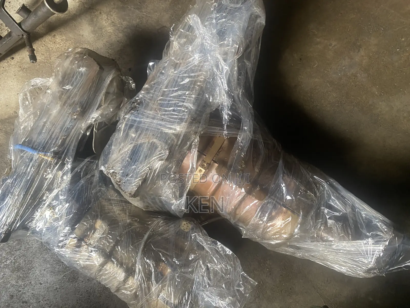 Catalyst for Ford Edge 013