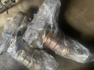 Catalyst for Ford Edge 013